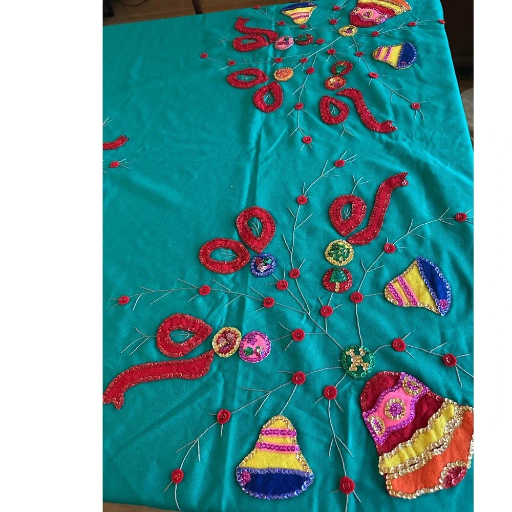 Vintage‎ Handmade Christmas Tablecloth Green Sequin Felt Applique 90x60 Retro